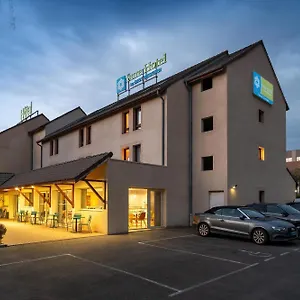 Hotel Sure By Western Rennes, Chantepie